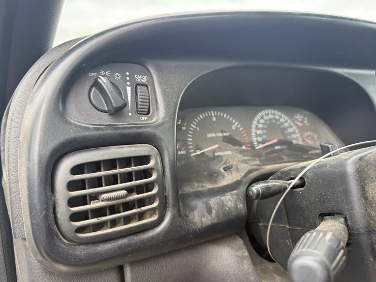 2001-dodge-ram-3500-image-38