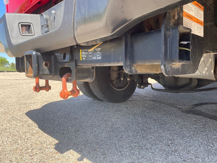 2020-ford-f350-xl-image-27