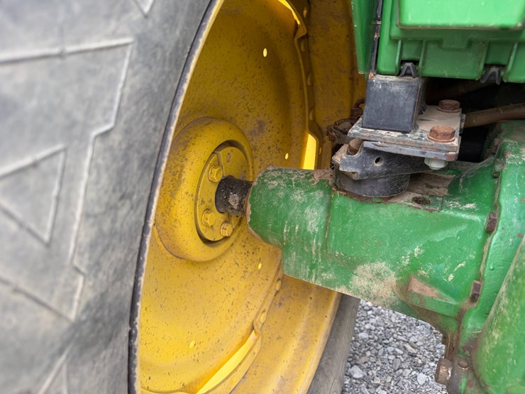 2004-john-deere-6420-image-12
