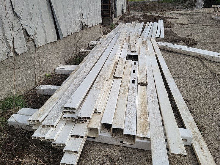 pvc-white-fence-w/post-image-6