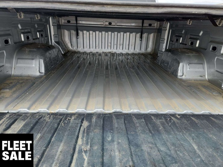 2022-chevrolet-silverado-1500-image-16