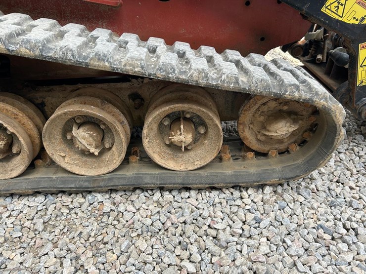 2019-ditch-witch-sk1050-image-18
