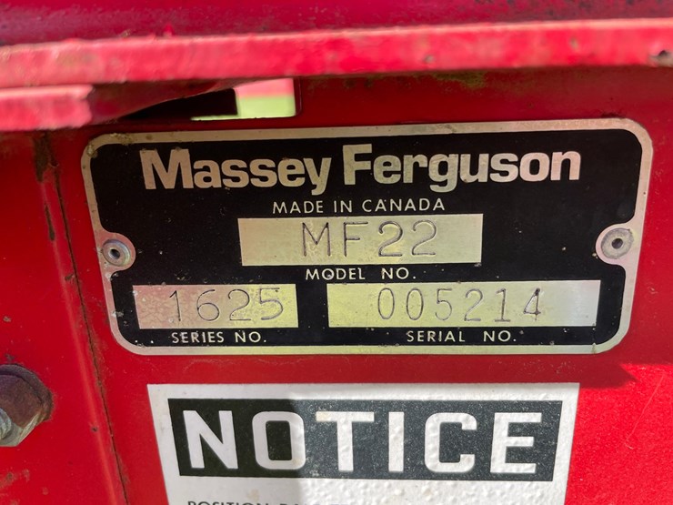 massey-ferguson-124-image-21