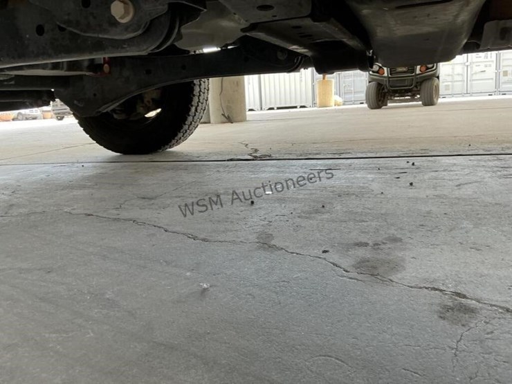 2019-ford-f550-image-27