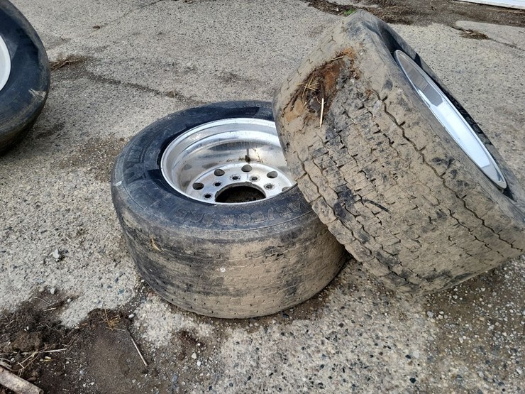 (2)-445/50r22.5-tires-w/aluminum-rims---tag-#1232-image-4