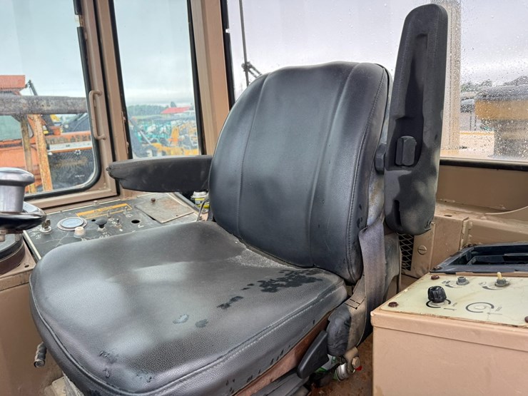 deere-544e-image-63