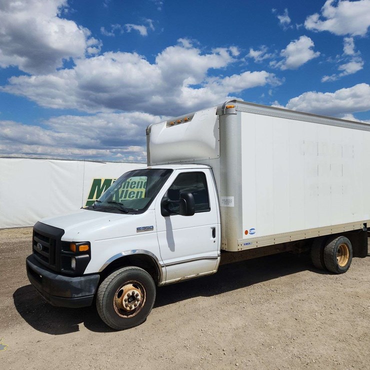 2008 FORD E350