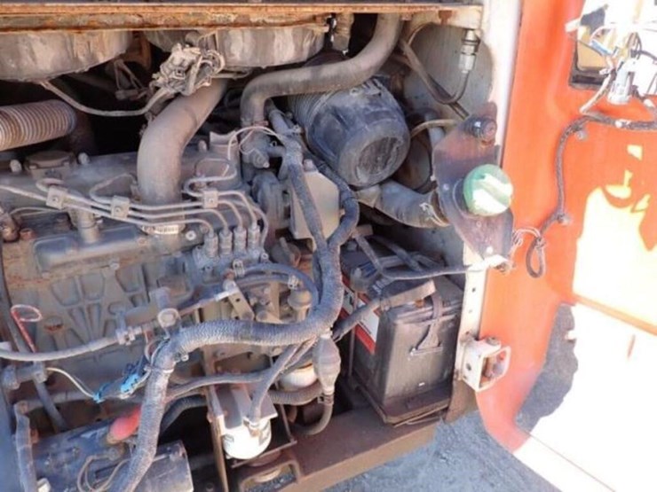 2007-bobcat-s100-image-33