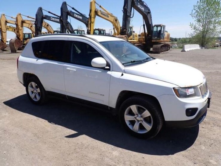 2016-jeep-compass-image-3