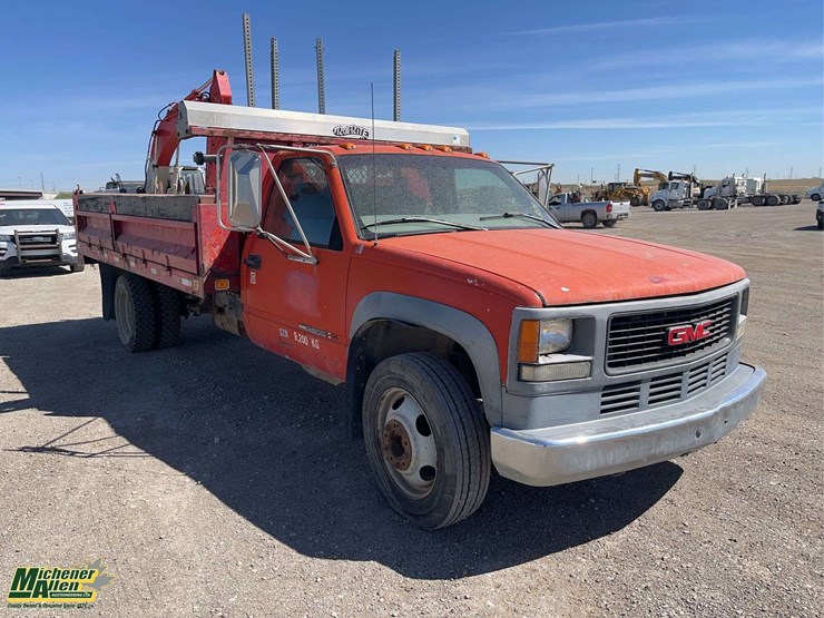 1997-gmc-sierra-3500-image-2