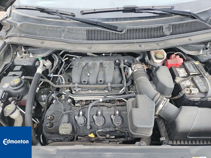 2018-ford-explorer-image-35