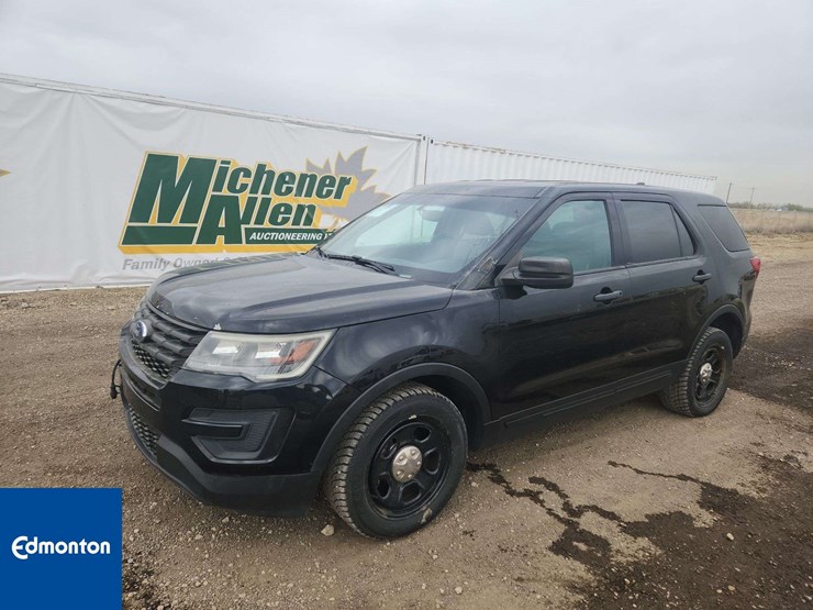 2017-ford-explorer-image-1