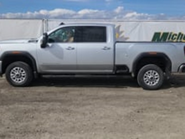 2021-gmc-sierra-2500hd-image-5