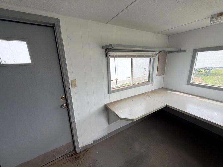 mobile-office-trailer-image-24