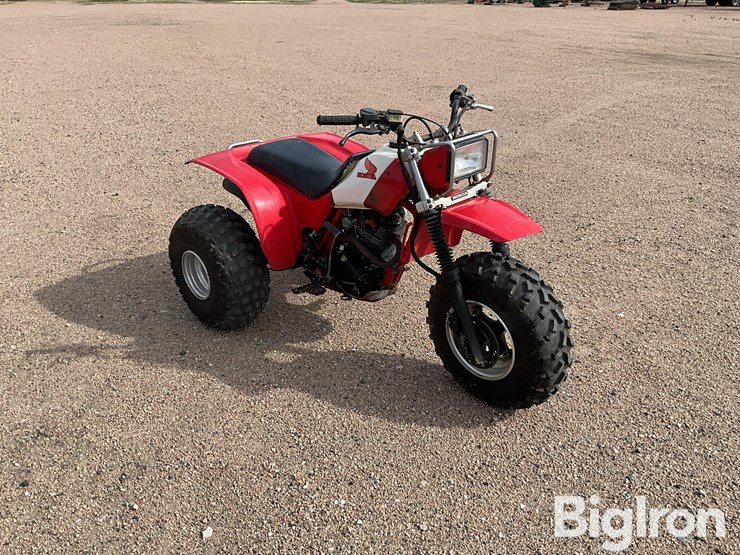 1983-honda-atc-200-3-wheel-atv-image-3