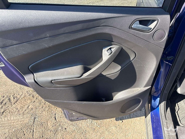 2016-ford-escape-image-7