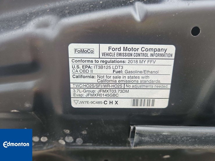 2018-ford-explorer-image-38