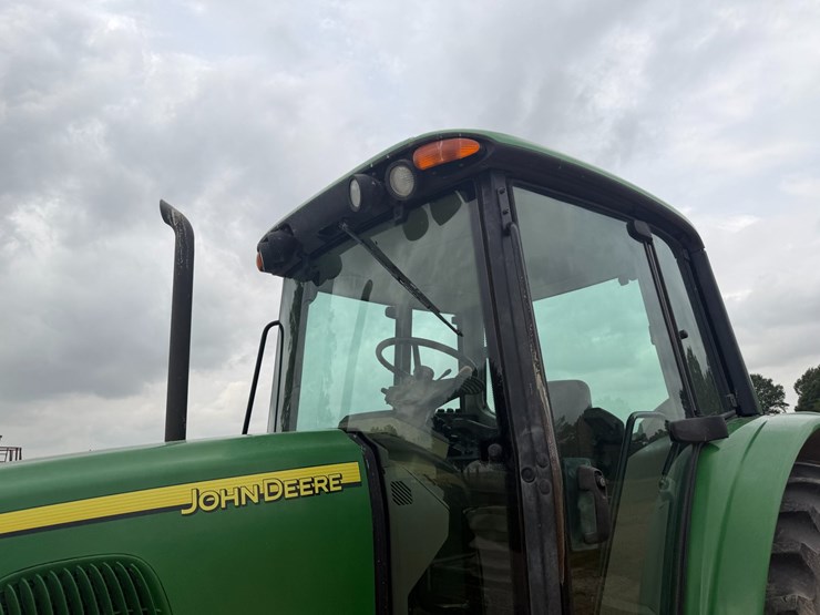 2004-john-deere-6420-image-29