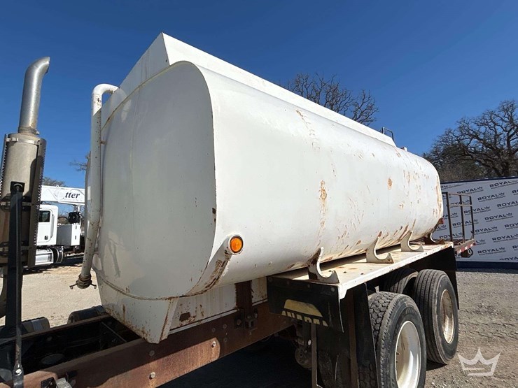 2004-mack-ch613-image-20