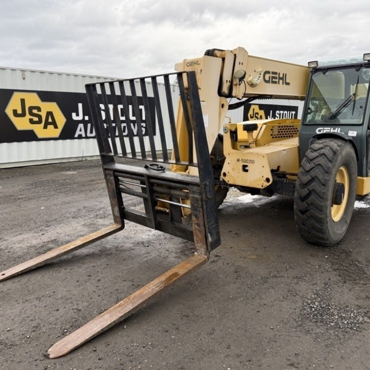 2010 GEHL DL11-44