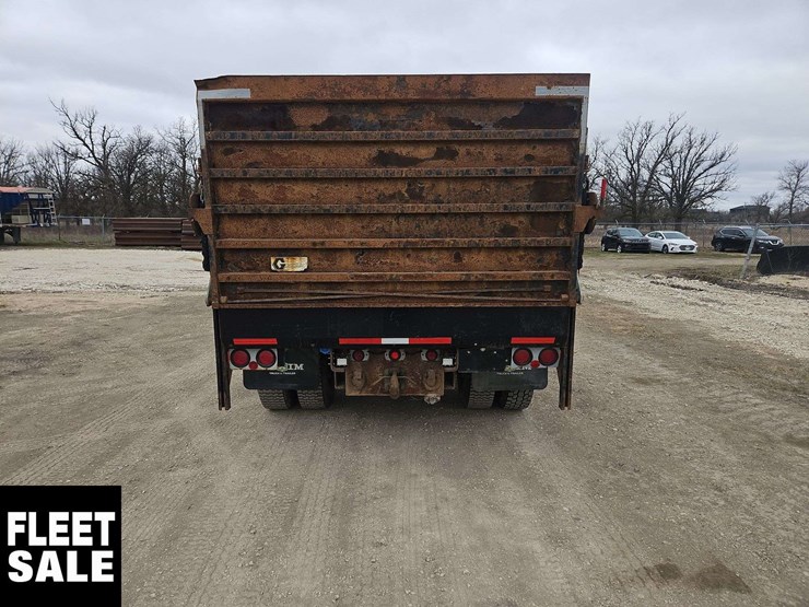international-workstar-7400-image-10