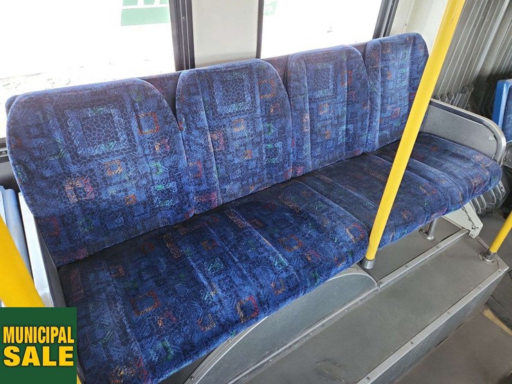 2006-new-flyer-d40lf-image-30