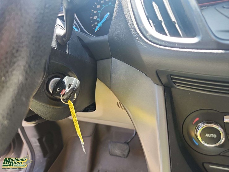 2014-ford-escape-se-image-23