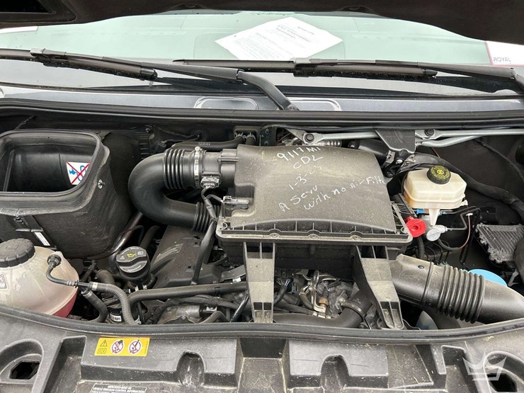 2021-mercedes-benz-sprinter-4500-image-9