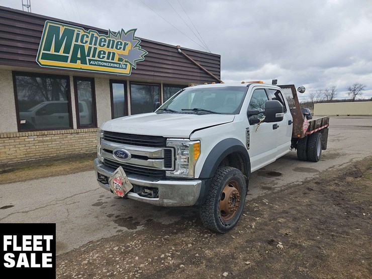 2017-ford-f550-image-1