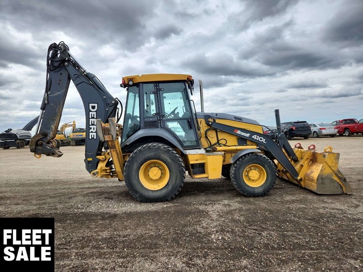 deere-410l-image-26