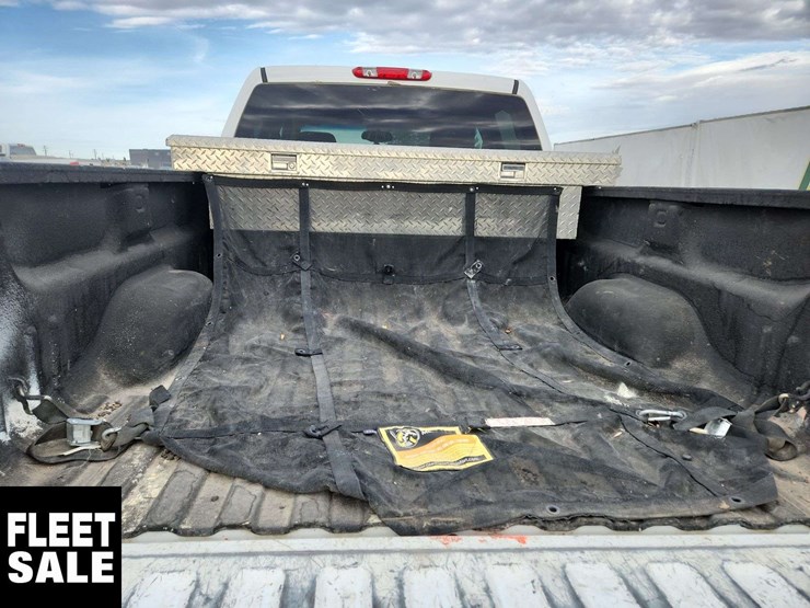 2012-chevrolet-silverado-2500hd-image-16