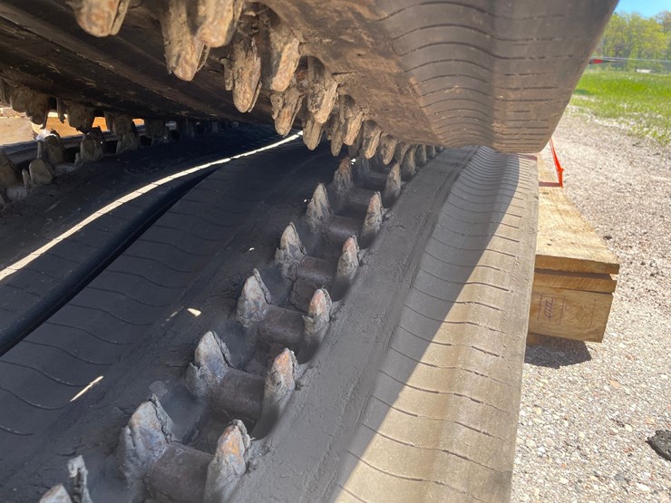 #8786-•-set-of-rubber-skidsteer-tracks-image-5