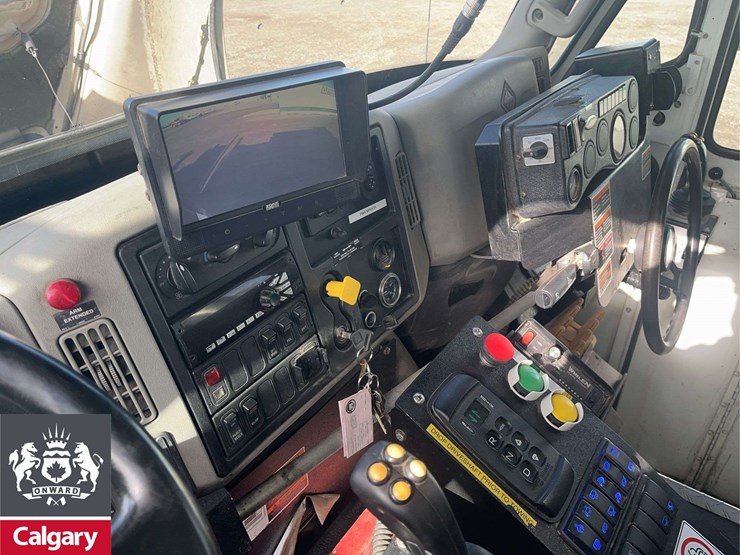 2018-international-workstar-7400-image-16