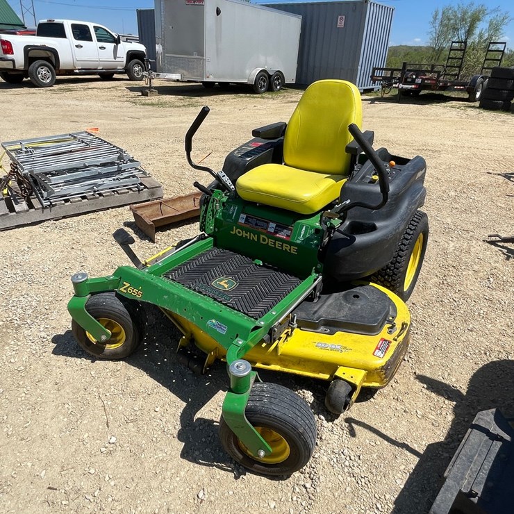 JOHN DEERE Z655