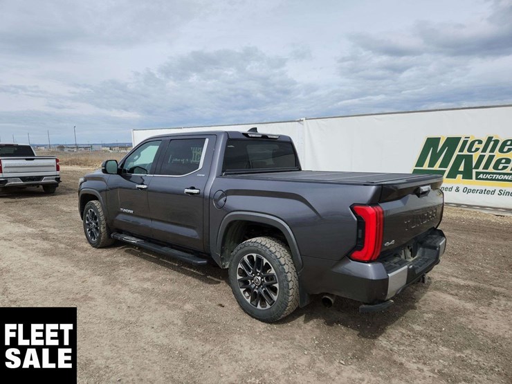 2023-toyota-tundra-image-3
