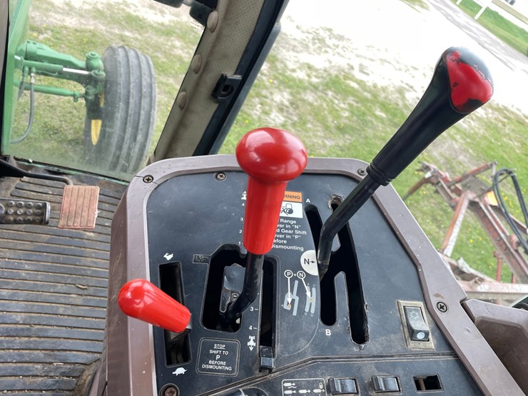 john-deere-7600-image-55