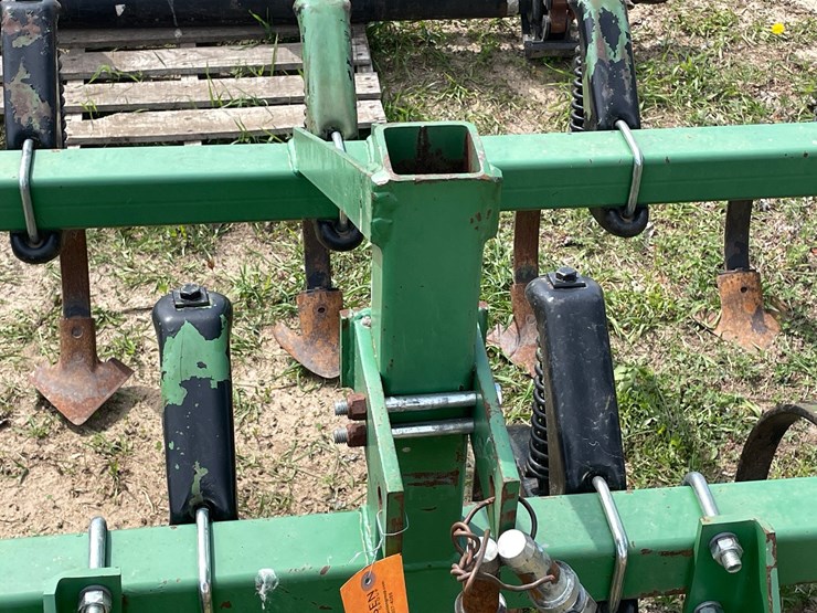 john-deere-7-image-9