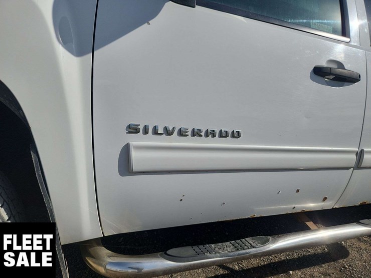 2012-chevrolet-silverado-1500-image-39
