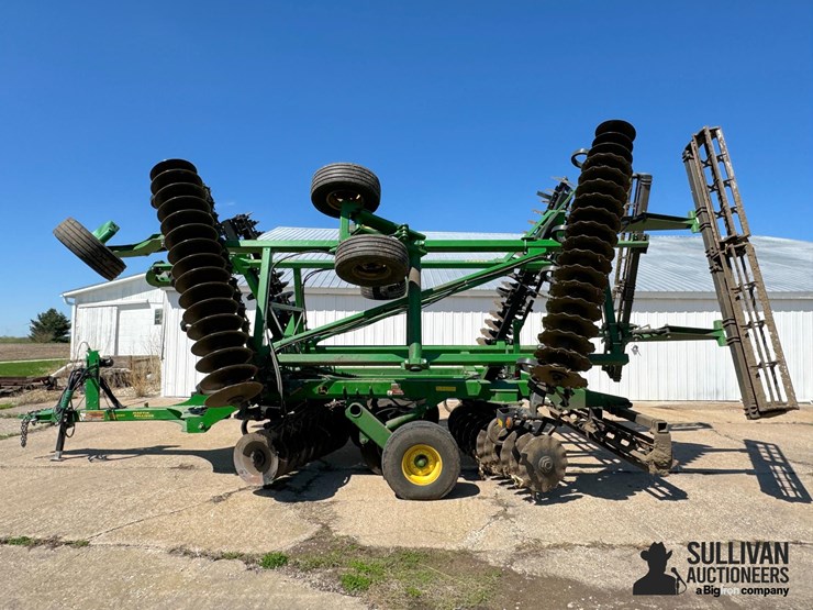 2019-john-deere-2623vt-image-8