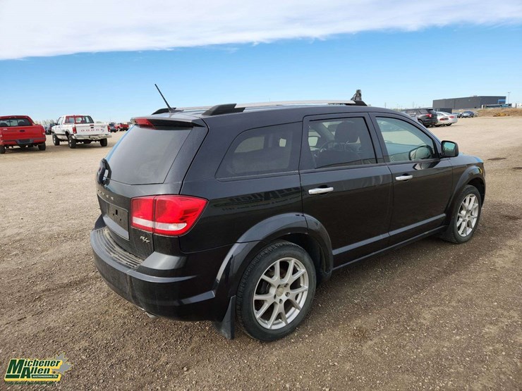 2011-dodge-journey-image-4