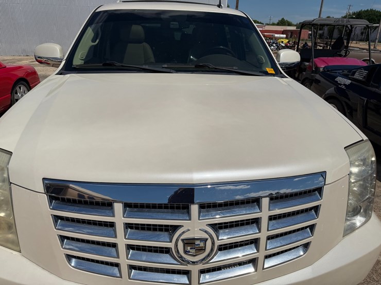 2007-cadillac-escalade-image-37