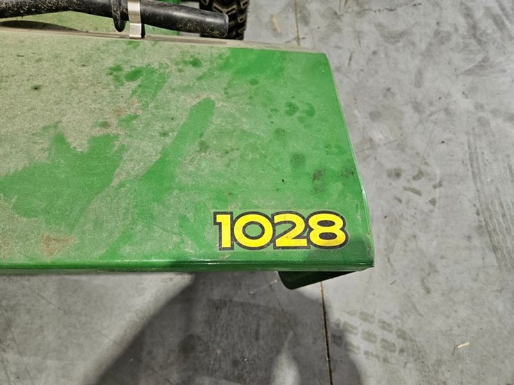 #6278-•-john-deere-1028-self-propelled-snow-blower-image-10
