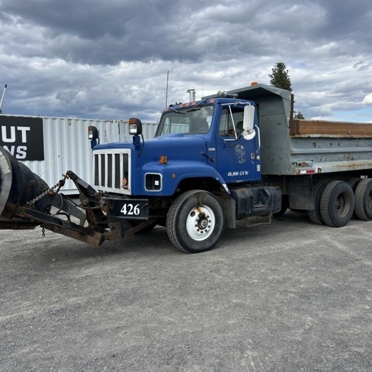 1986 INTERNATIONAL F2674T