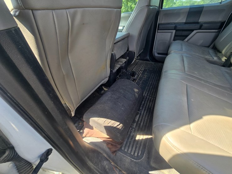 2017-ford-f550-image-51