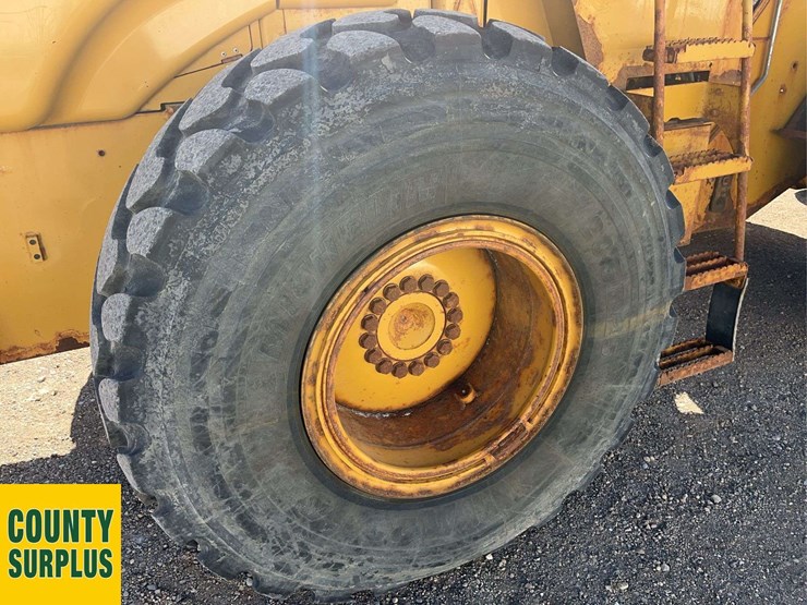 2008-caterpillar-924h-image-12