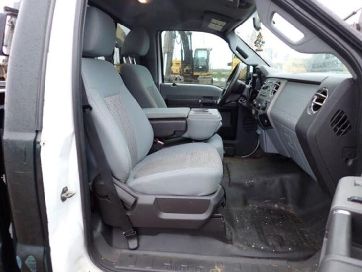 2011-ford-f350-xlt-image-18