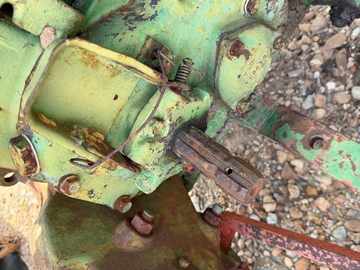 1957-john-deere-620-image-18
