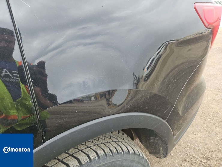 2018-ford-explorer-image-19