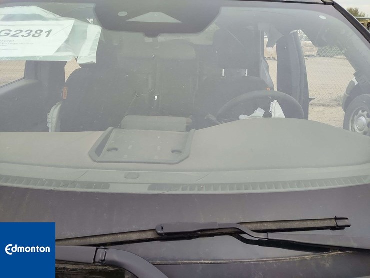 2025-ford-explorer-image-30