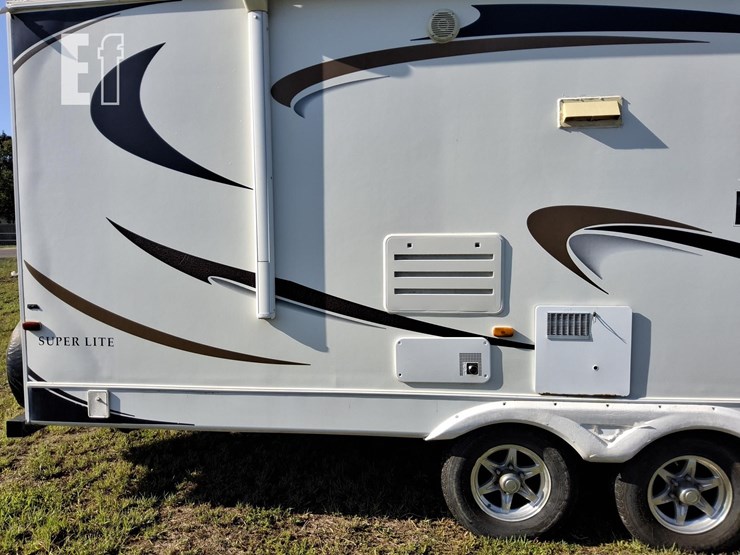 2011-dutchmen-denali-262rb-image-9